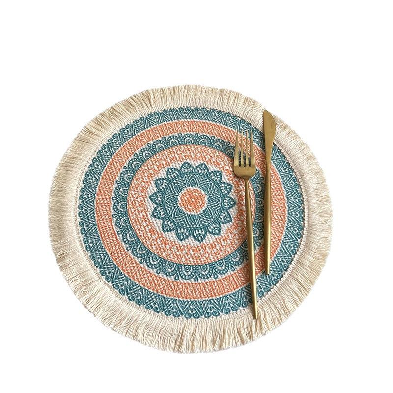 4er Set Boho Gewebte runde Tischsets Handgemachte Tischsets Gewebte Jute Quastenmatte RetroTischdekor Fransen Kaffeematte Fellknäuel Essmatte Pompom Home Decor