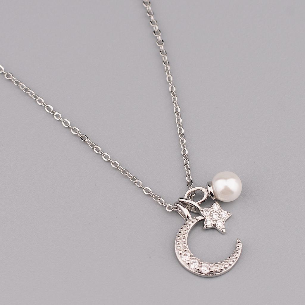 Sweet Diamond-Encrusted Star And Moon Pearl Pendant Necklace Feminine Simple Temperament Wind Collarbone Chain Jewelry For Girlfriend
