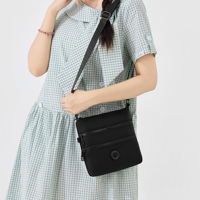Solid Color Small Square Bag Women's Outdoor Waterproof Nylon Shoulder Crossbody Bag