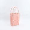 Vertical plaid bag, plastic hand-woven basket, simple portable shopping basket, vegetable basket, seaside vacation beach bag.