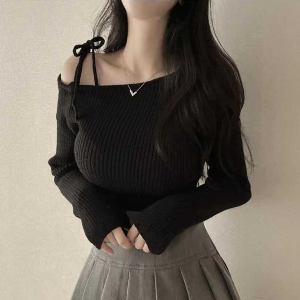 Korean Early Autumn Womens Knit Sweater Asymmetric Slit Neck Hot Girl Style Tie Detail Knit Top