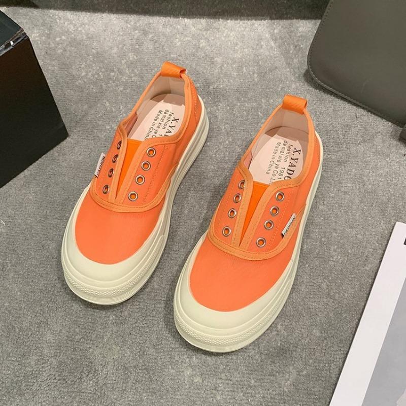 One-pedal women's shoes black student sports shoes casual trend breathable low-top shoes children's new canvas shoes