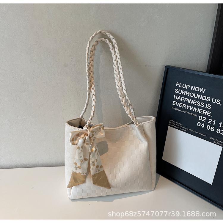 2025 Summer New Fashion Silk Scarf Portable Shoulder Large Capacity Tote Bag Women's Bag Simple Texture Armpit Bag