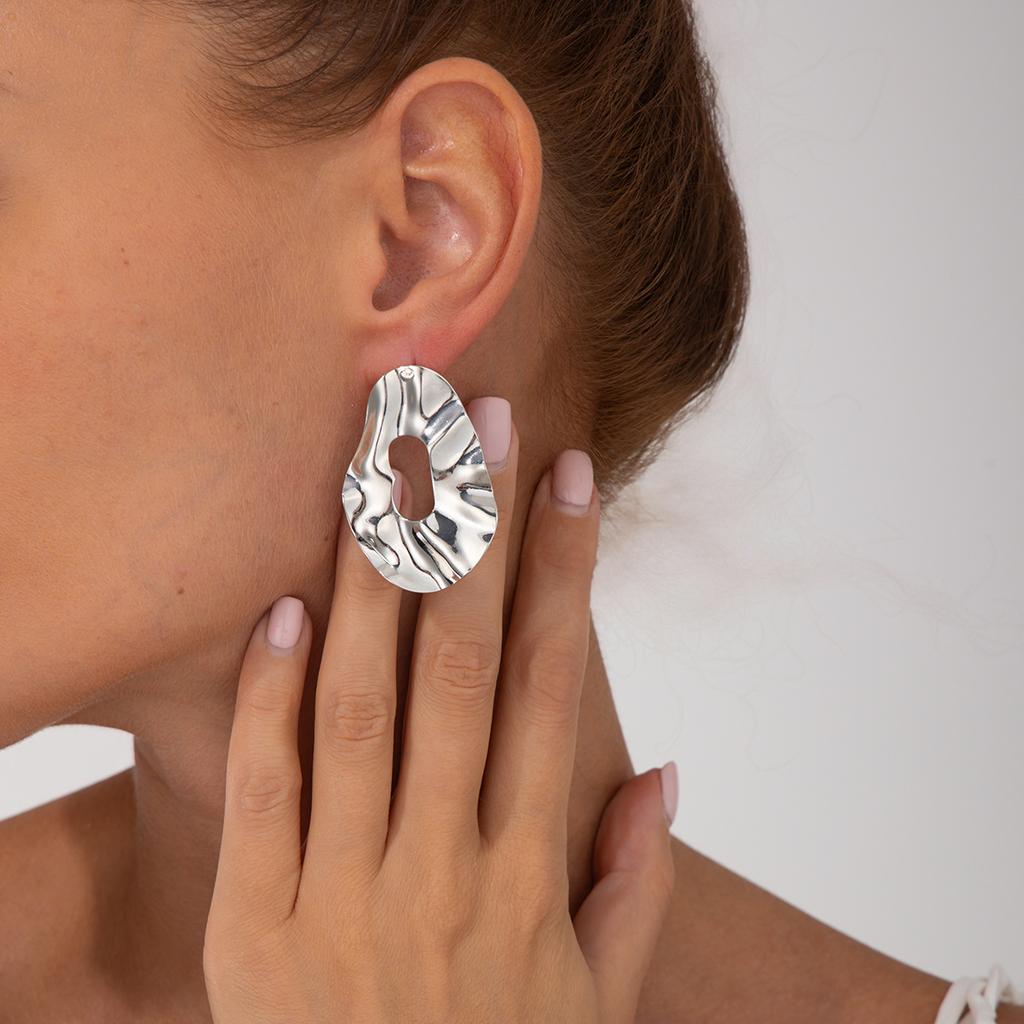 Wind Liquid Metal Pleated Stud Earrings Fashionable Geometric Hollow Glossy Earrings Women