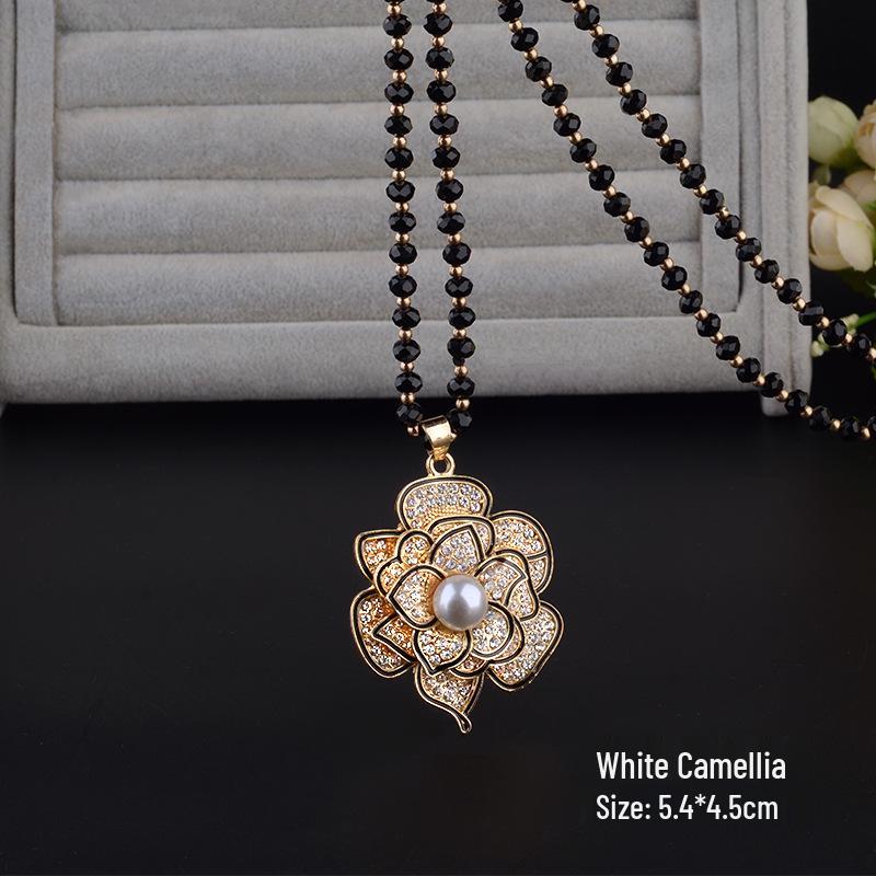 Elegant Women’s Crystal Flower Pendant Necklace - Versatile Autumn/Winter Sweater Chain Accessory