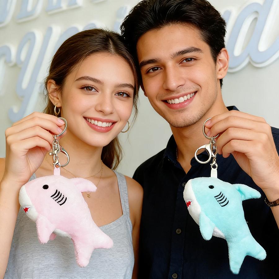 Cute Plush Ocean Shark Keychain Unisex 4 Colors Schoolbag Key Handbag Pendant Hanging Trinket Children Couple Gift Accessories