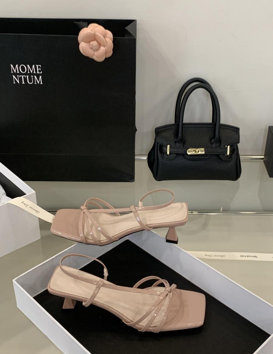 

Size refundable French strap 2025 summer stiletto square head open-toed leather sandals women 40 розовый