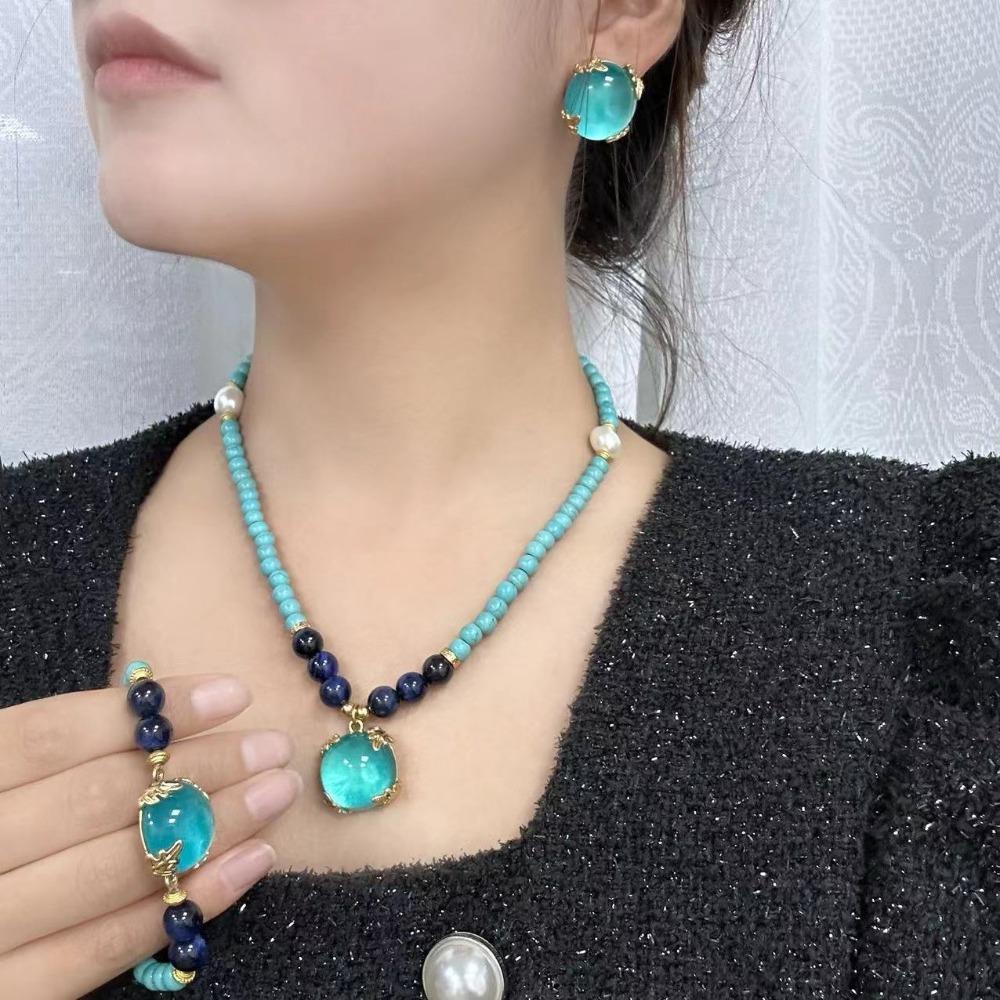 European and American Retro Court Style Natural Turquoise Necklace Bracelet Stud Earrings Niche High-end Versatile Round Glazed Suit