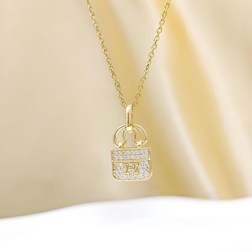 Vergoldete Titanstahlkette für Damen - Koreanischer Stil H-Design, Strassstein, Farbecht, Leichter Luxus, Hochwertiges Gefühl, Schlüsselbein-Kette.