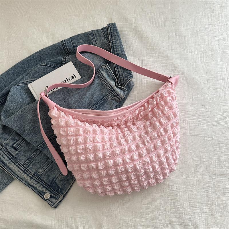 

Women s simple temperament underarm bag women s 2024 summer new simple fashion shoulder messenger bag small square bag women рожевий