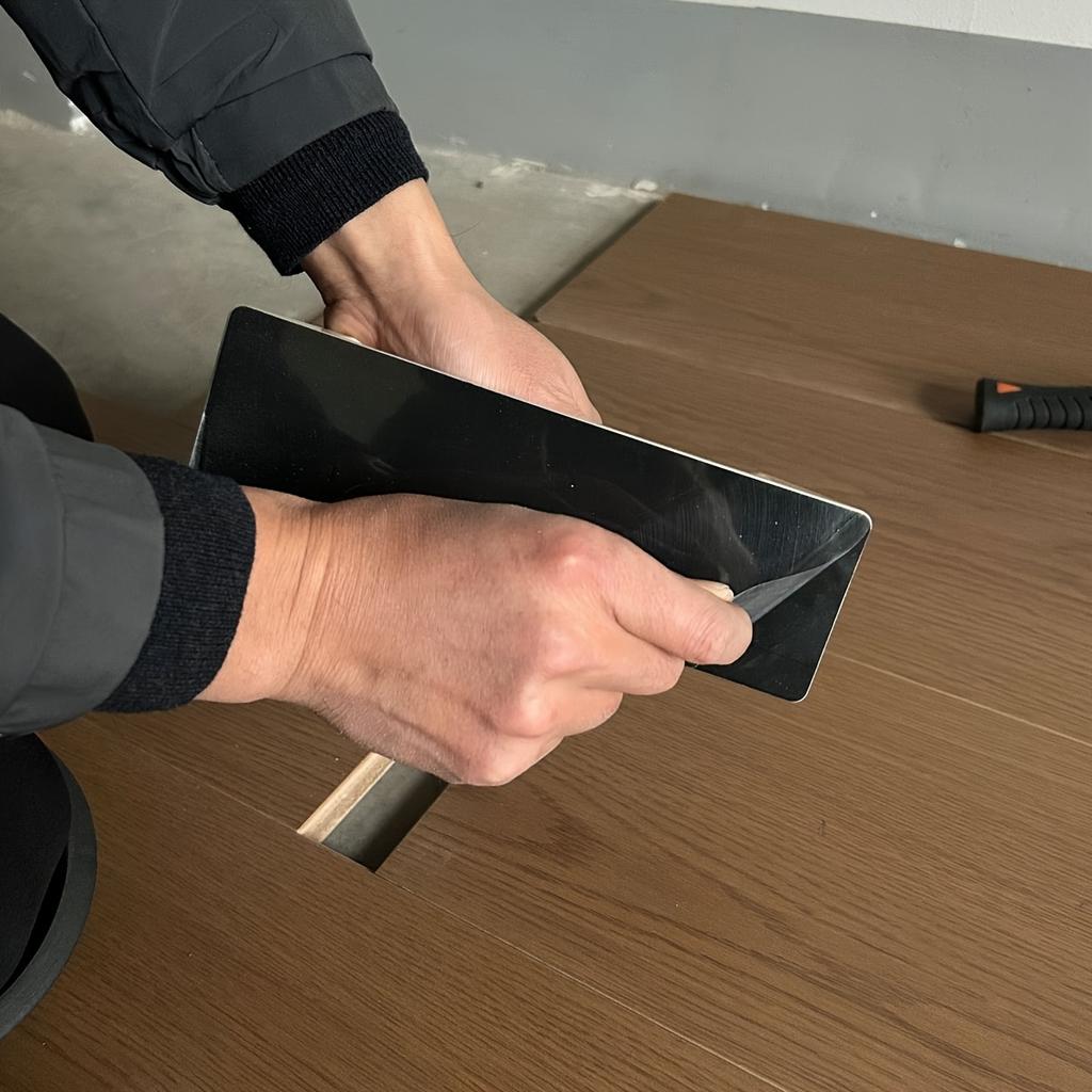 2025 New Heavy-duty Floor Gap Fixing Tool - Made Of Impact Resistant Nylon Material - A Durable, Compact, And Efficient Repair Tool