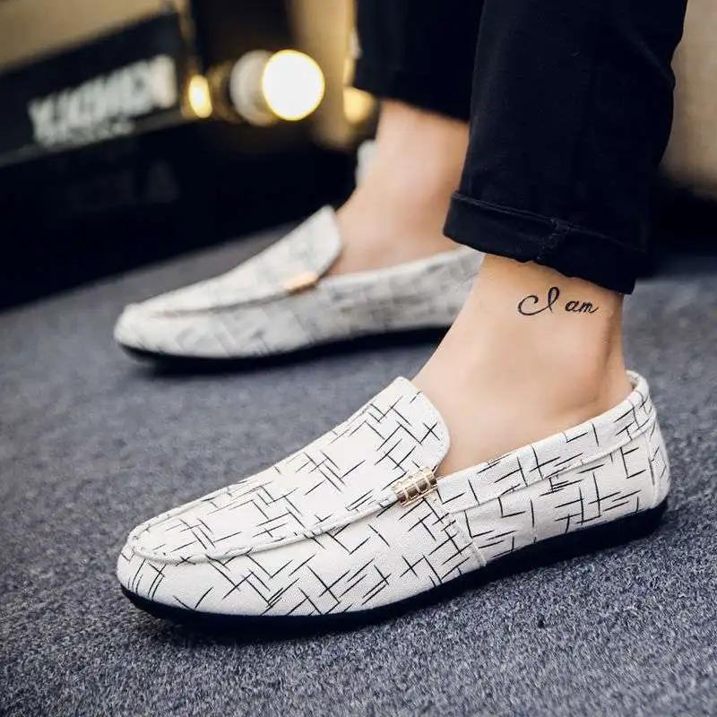 2025 Men's Casual Canvas Slip-On Shoes Spring Summer Breathable Round Toe Korean Style Trendy Student Social Botas Para Hombre