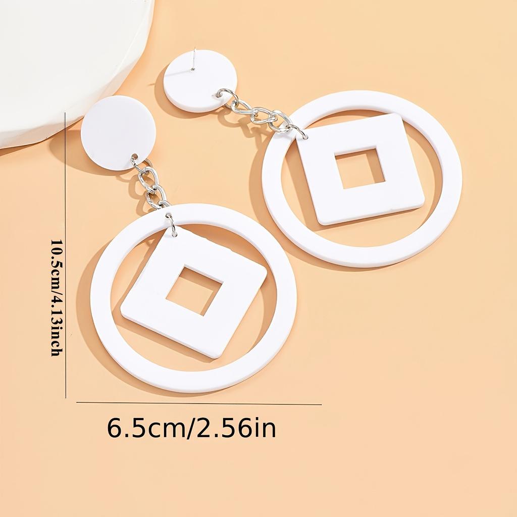 Large Exaggerated and Sexy Big Circle Earrings, Earclips and Hipster Party Accessories On The Streets of Europe, America, Japan and Korea