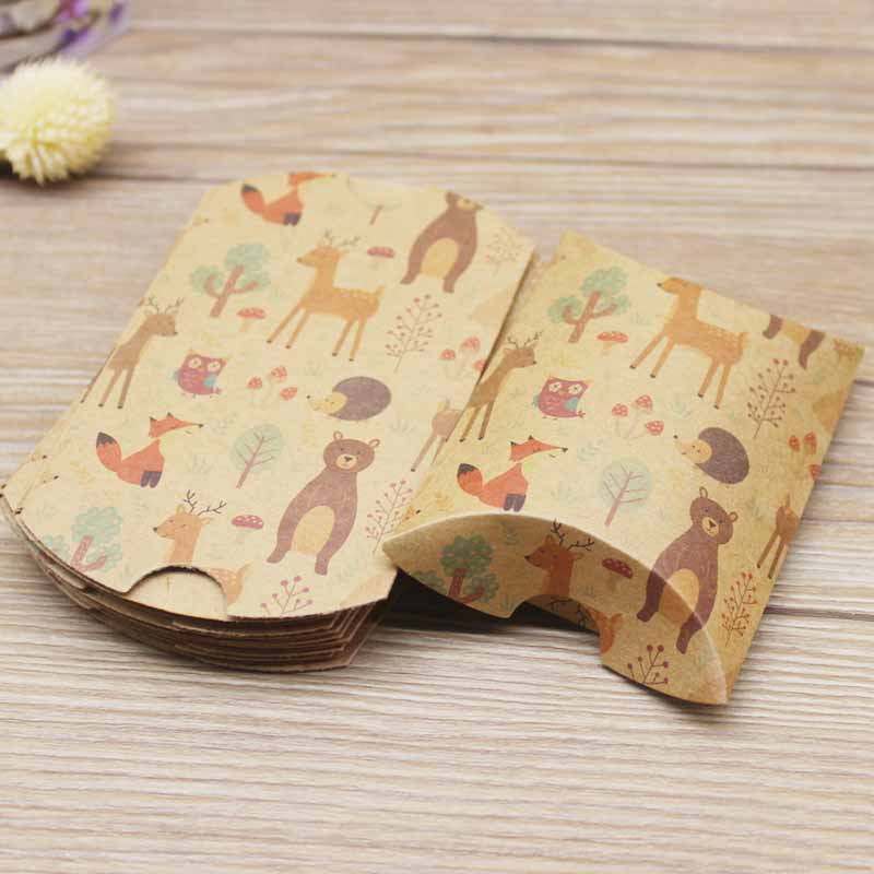 10pc9x7x2.5cm kraft Paper Box Pillow Shape Candy Box Wedding Favor Gift Boxes For Home Baby Shower Kids Birthday Party Supplies
