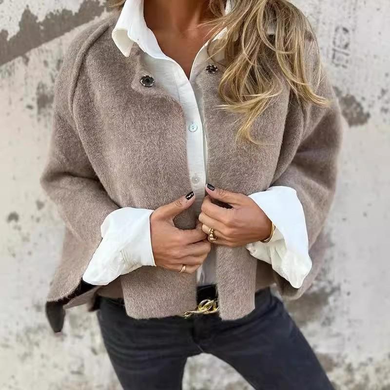 

Women s Short Plush Fleece Jacket in Beige, Grey, Red - Fashionable Outerwear with Multiple Color Options S хакі