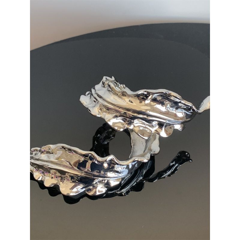 European and American Liquid Simple Luxury Smart Leaves Winding Elegant Bracelet Opening Exaggerated Metal Leaves Wrist Ring Women