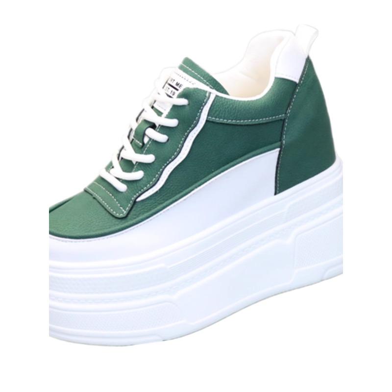 Mode 12CM Syntetiskt Äkta Läder Vit Lyxig Designer Sneaker Dam Höst Vår Cowboy Platå Kil Höga Märkesskor