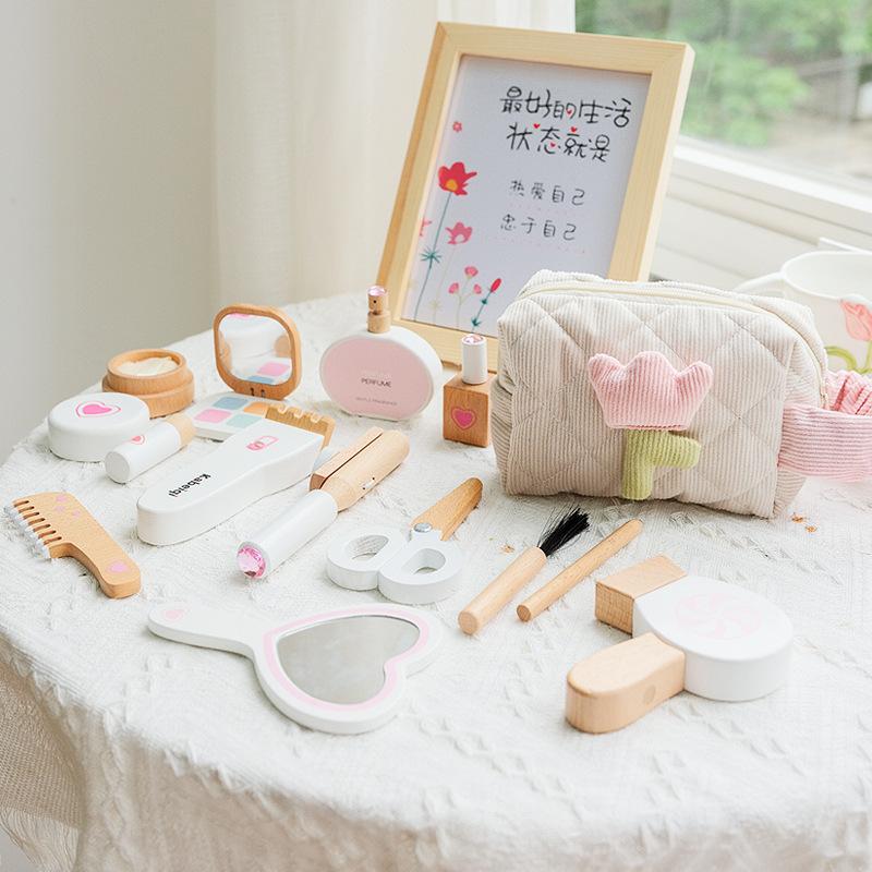Toys For Girl Games Wooden Simulation Children'S Makeup Kit Baby Cosmetics Set Kids Wood Lipstick Stuff Beauty And Fashion Toys