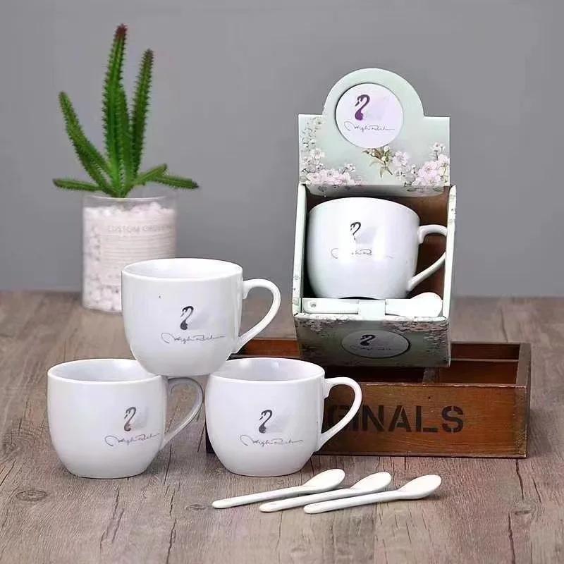 

New 1pcs 180ml Creative Cartoon Ceramic Mugs Cartoon Style Cute Coffee Tea Milk Mugs and Cups Deal with Novelty Gifts 180