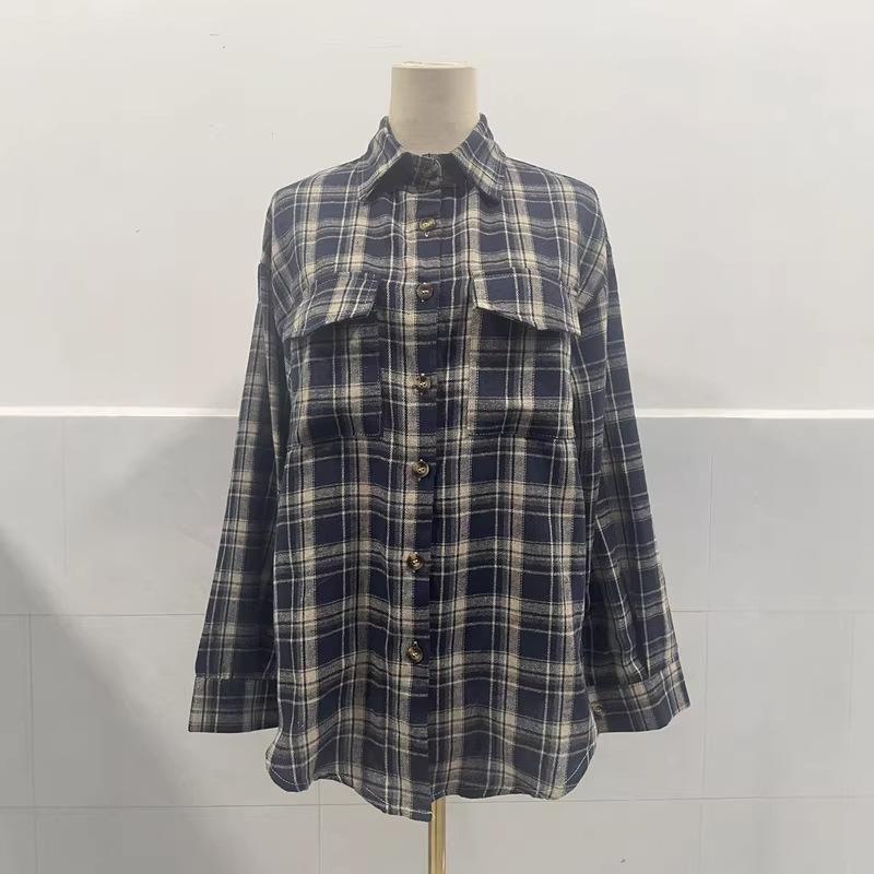 2026 Women's Autumn-Winter Loose Plaid Pocket Shirt: Casual European & American Style