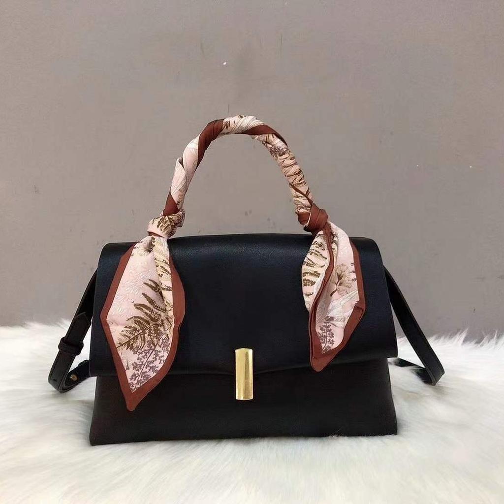 Queen Diana Handbag Silk Scarf Shoulder Bag Women's Bag 2024 New Trendy Fashion Versatile Textured Crossbody Bag