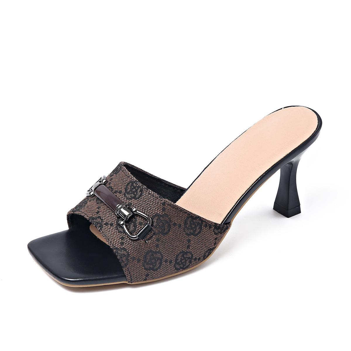 

Лето 2025 года, новый стиль, однотонные женские туфли на высоком каблуке большого размера с квадратным носком 42 чёрный