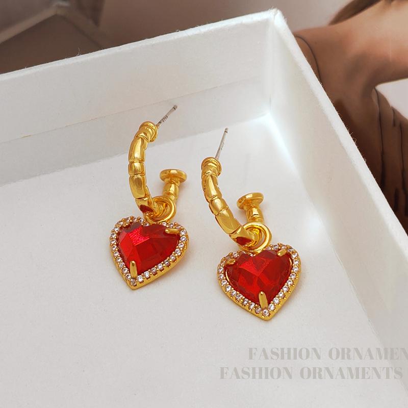 Elegant Chinese-Style Earrings & Necklace: Trendy, Versatile, Personalized Accessories for All Customers