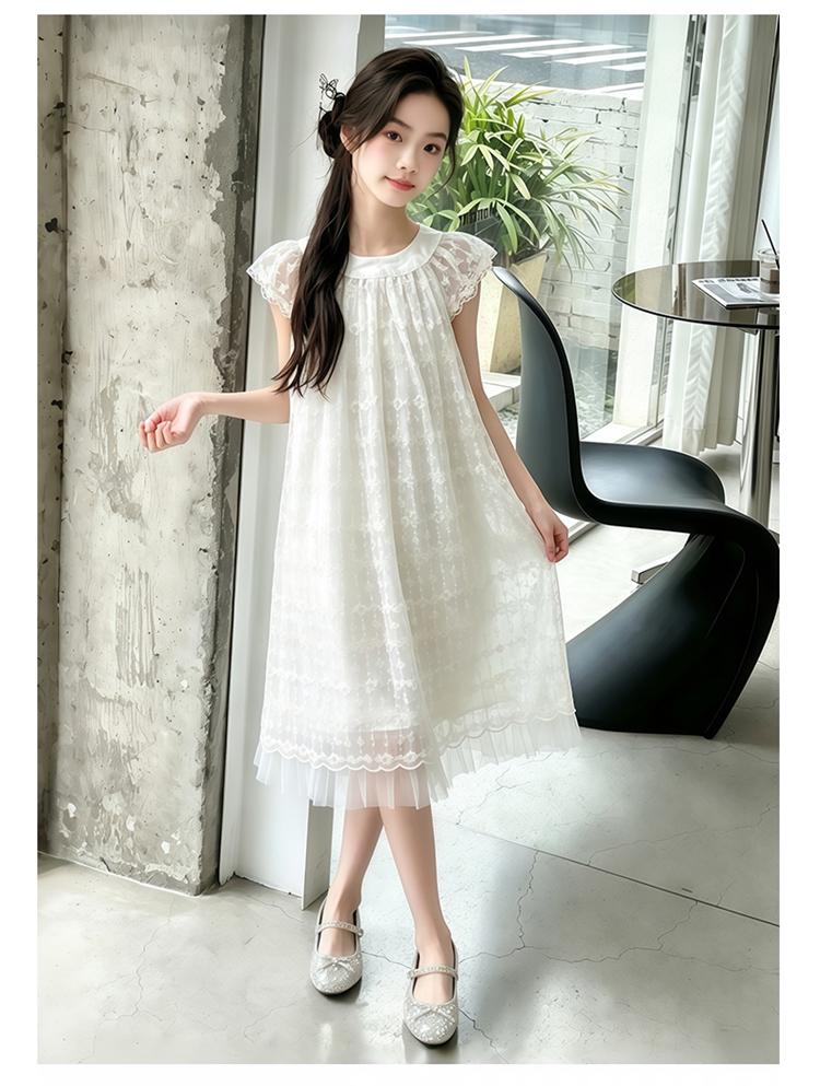 Girls' dress 2026 new summer girl Korean fashion big girl fashionable light and thin Western white long skirt trend