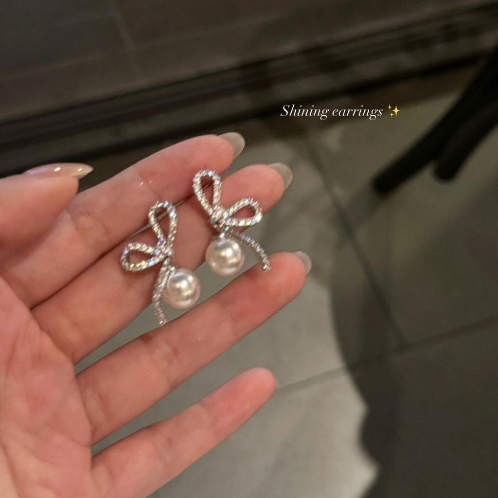 Zircon Geometric Pearl Stud Earrings Autumn and Winter Retro Elegant Earrings Temperament Earrings Women