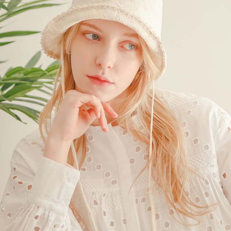 

meminn Суджан Перфорация гоночная шляпа-капот 3 цвета 01_Susan (IV)