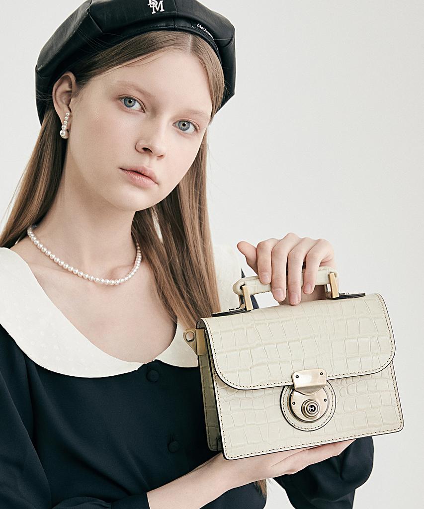 Brogue And Morrow Croco Nemo Bag (Vanilla)