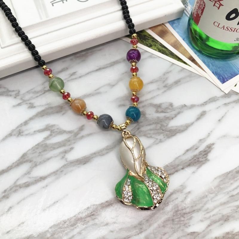 Retro Fashion Opal High-end Necklace Female Long Temperament Sweater Chain Flower Diamond Versatile Accessories