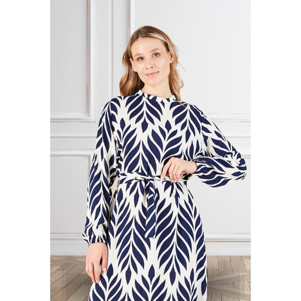 Women's Magnificent Collar Plus Size Dress Hijab Viscose Fabric Pleated And Pleated Dress