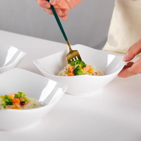 Čtvercová miska na salát 6,77 palce Japonská miska na polévku s nudlemi Lehká Mísa na ramen vhodná do mikrovlnné trouby a myčky nádobí pro domácí kuchyni Restaurace