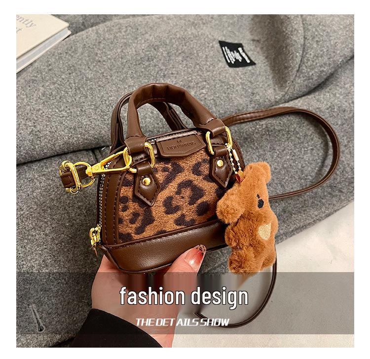 Children's Korean Color Block Mini Crossbody Bag with Earphone and Coin Pouch 2025 Winter Collection