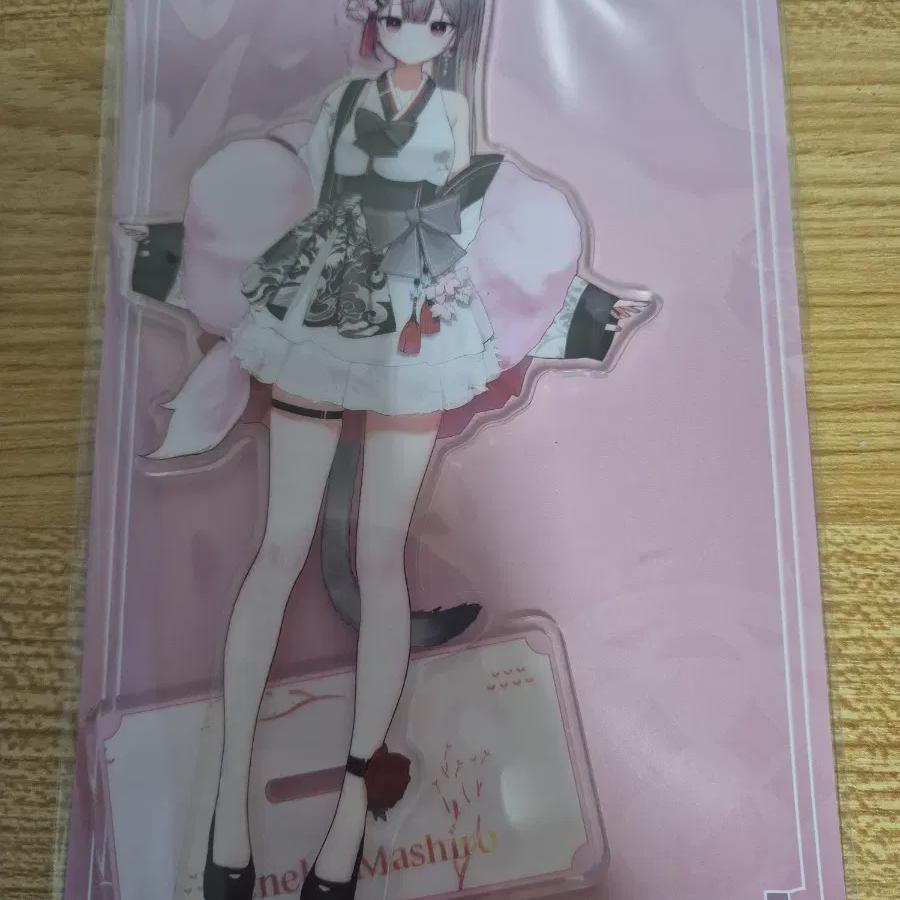 

Акриловая подставка Stellive Neneko Mashiro Hanbok