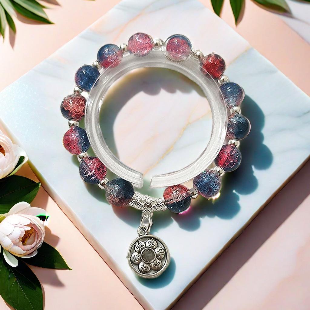 Braccialetto in Vetro Fiore Esplosione Fantasy da 10 mm: Ciondolo Farfalla Colore Degradé Design di Nicchia per Donne e Migliori Amiche.