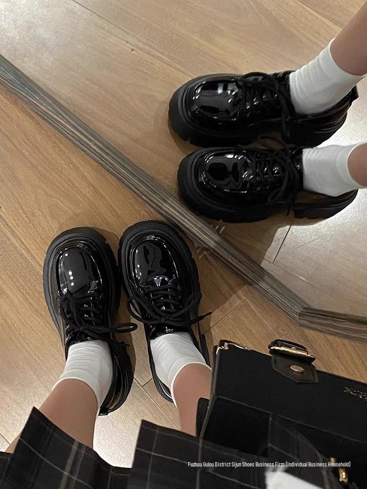 Women's 2024 Black British-Style Lace-Up Leather Shoes: Round Toe, Thick Sole, Patent Mid-Heel for Autumn.