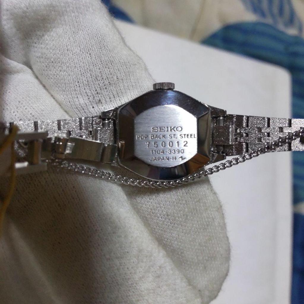 [USED] Working Seiko 21-jewel Hand-wound Watch 15002 Silver