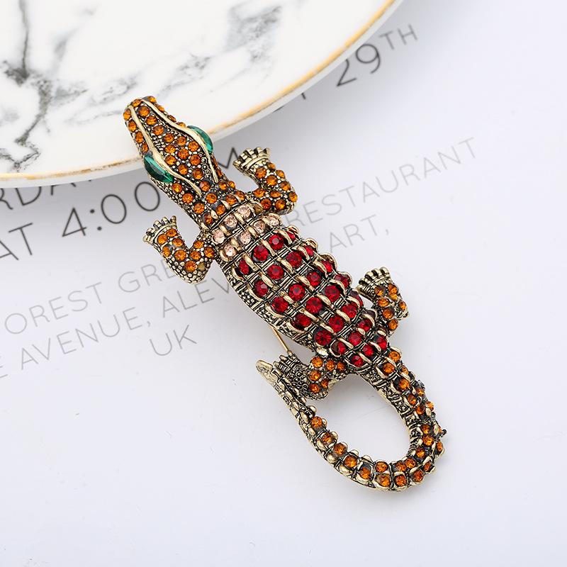 

Металлический значок Креативная брошь One Size