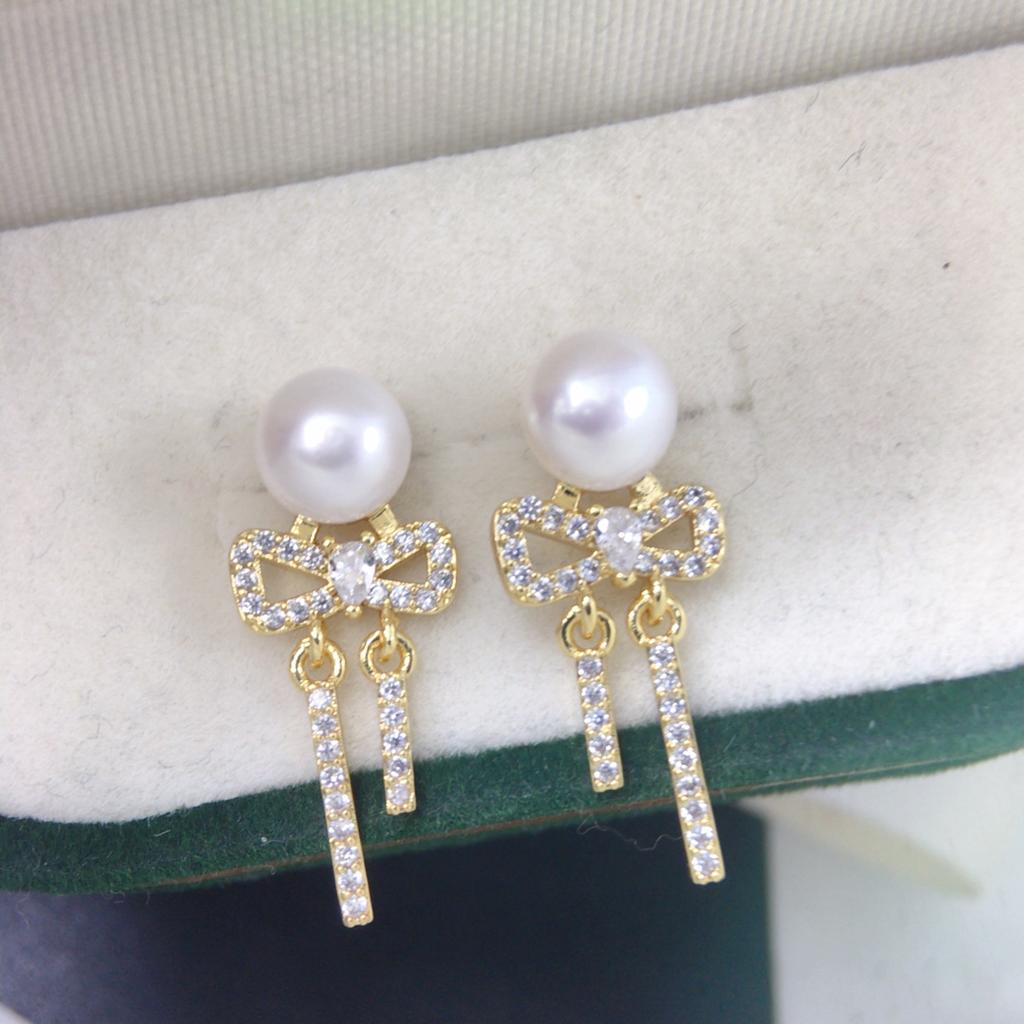 Natural freshwater pearl earrings with zircon inlay for women, dynamic bow and tassel pearl earrings accessories