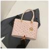 Premium sense large-capacity bag women's 2025 new popular fashion light luxury niche shoulder bag commuter tote bag