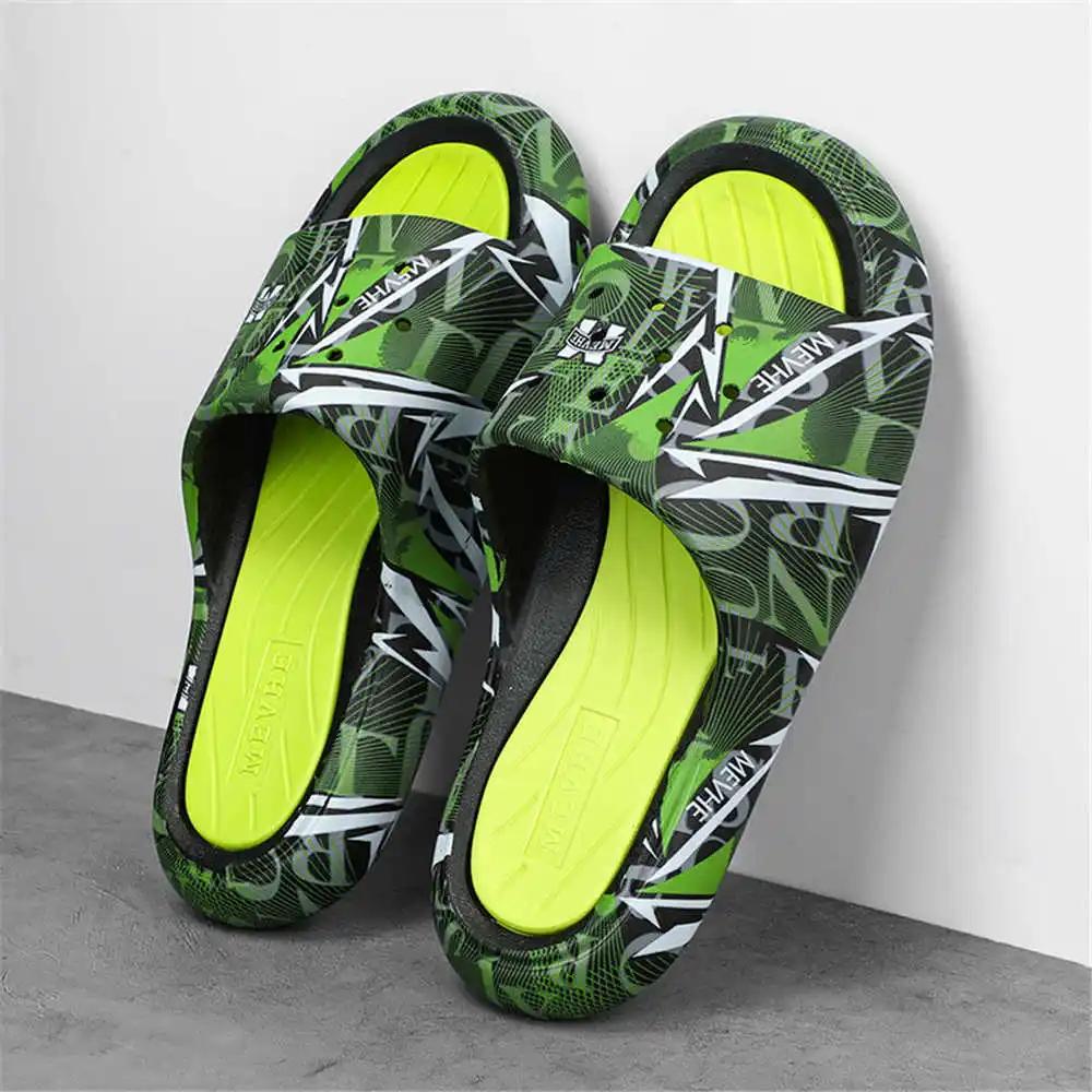 Non-slip 40-44 Slipper For Mens Shoes Size 41 Barefoot Sandals Men Sneakers Sport Snearkers Tenis Low Prices Tenid