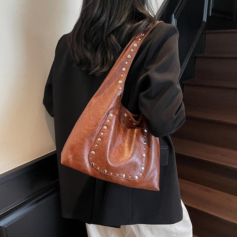 Women's Retro Rivet Solid Color Commuting Travel Shopping Tote Bag Versatile Large Capacity Shoulder Bag CLE