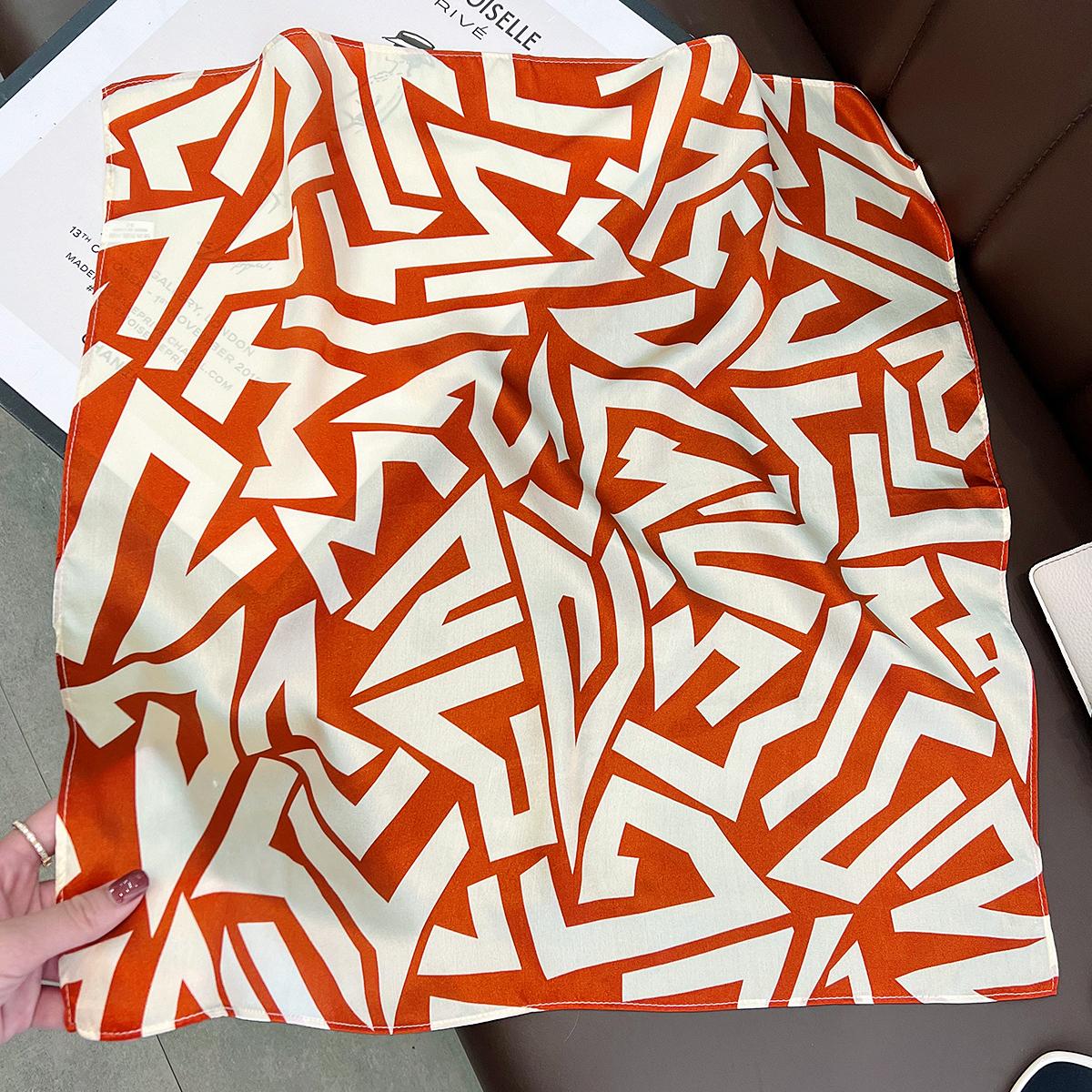 

100% Natural Silk Scarf Fashion Lady Foulard Female Bandana Scarves for Women Hijab Tie Shawl Wraps Square Popular Headkerchief Real Silk 53x53cm