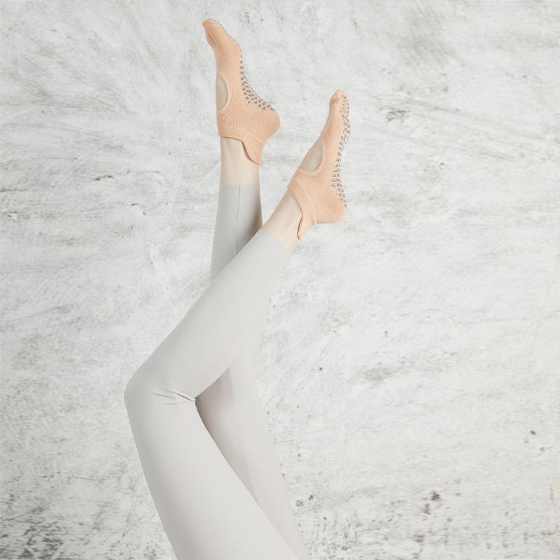Women's Non-Slip Split Toe Yoga & Pilates Socks - Sweat-Absorbent Cotton, Fall/Winter