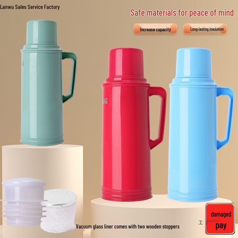 Large Capacity Insulated Thermos Flask with Traditional Design and Durable Plastic Shell, Ideal for Home and Dorm Use.