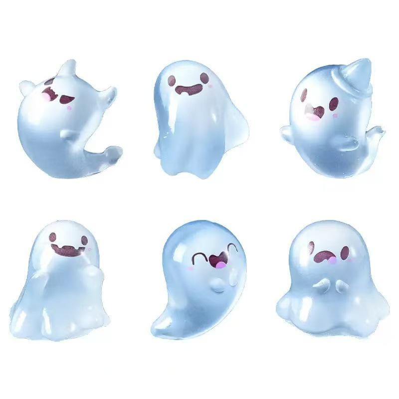 Luminous 3D Halloween Ghost Keychain Pendant - Cute and Creative Accessory 1