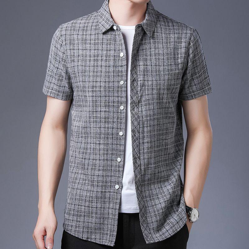 

Mens Plaid Short Sleeve Button Down Shirt M сірий