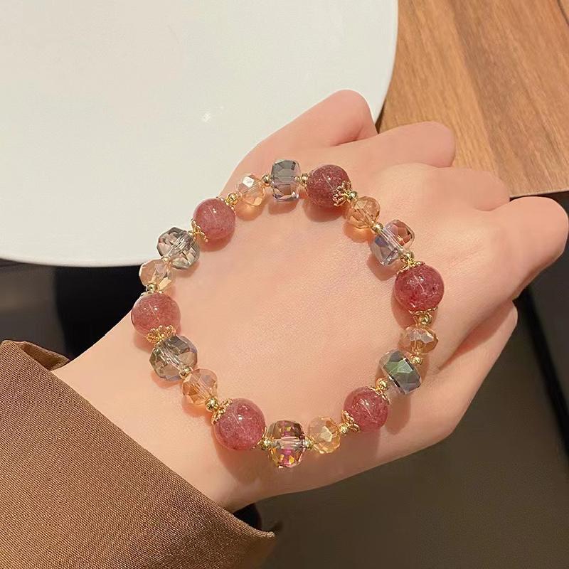 Natural Strawberry Crystal Bracelets For Women Light Luxury Pink String Beaded Elastic Bangles Party Jewelry Gift